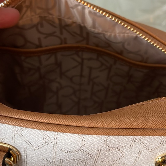 Calvin Klein Purse - Picture 8 of 15